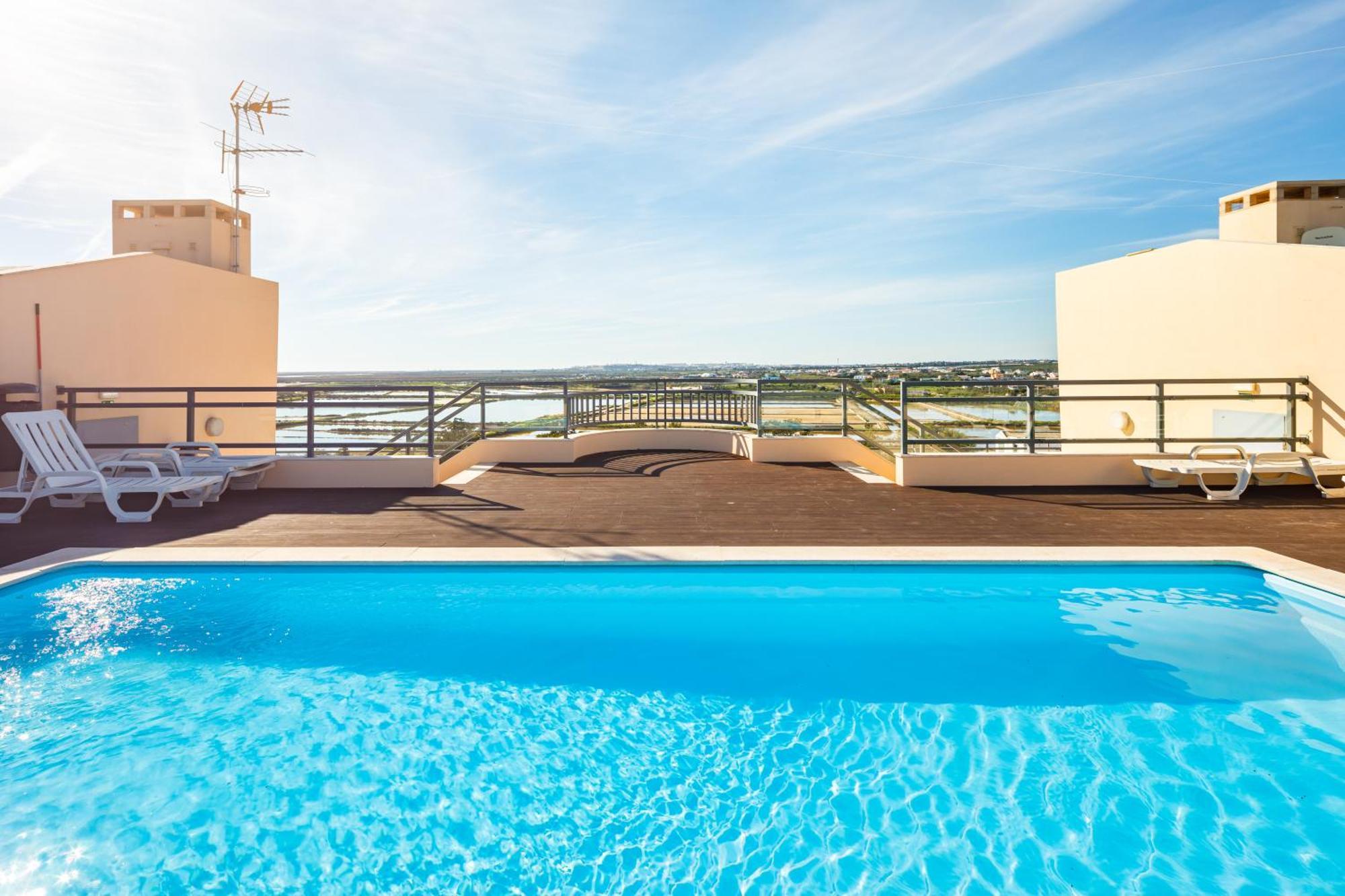 Green House - Pool On Rooftop Olhao Exterior photo